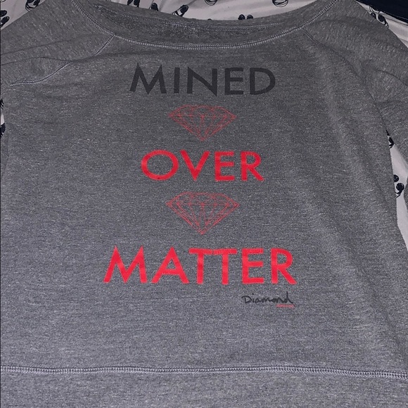 Women’s small sweater - Picture 2 of 4